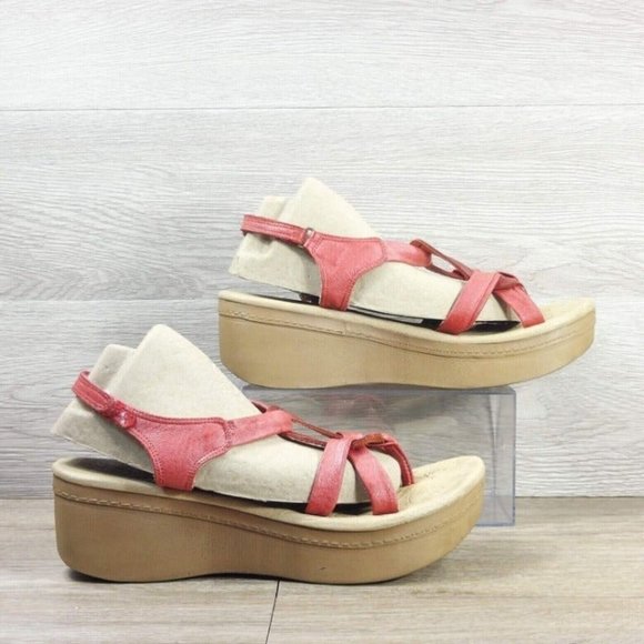 Vintage Women 2.25" Platform Sandal Red Strappy 70's Boho Hippie Style Sandals - Picture 3 of 10